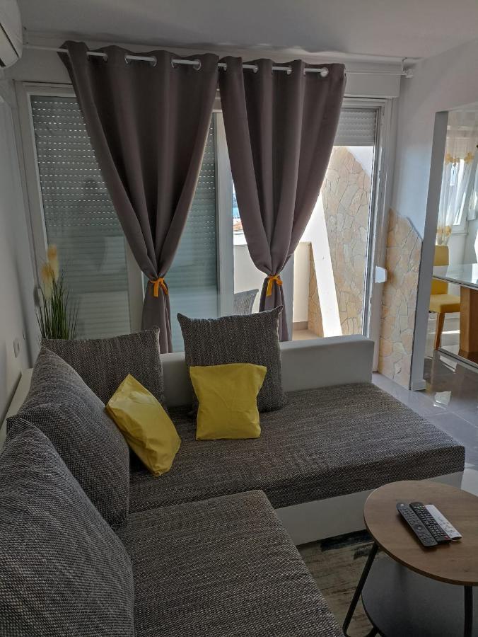 Beetlejuice Apartments Sibenik Exterior photo